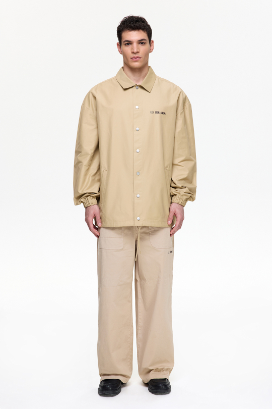 Мужская лёгкая куртка на пуговицах